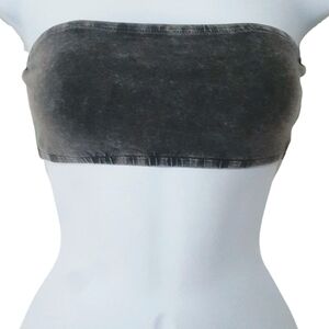 Women's M Kiki Riki Crop Top